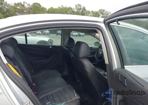 2008 Volkswagen Passat Vr6 из США, поврежденный, VIN WVWCU73C38P013053